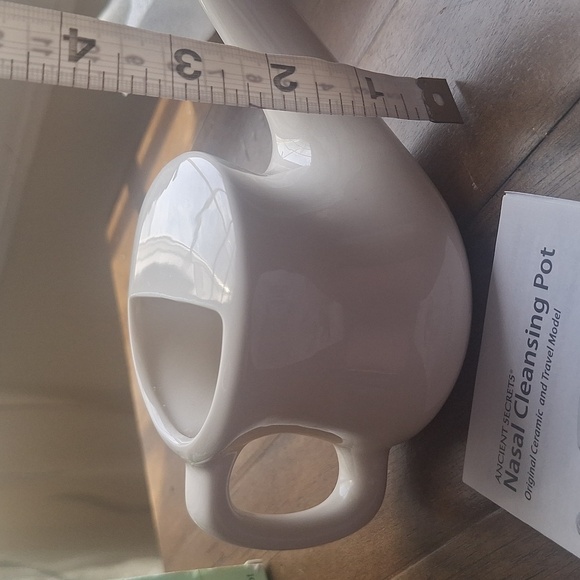 Ancient Secrets White Ceramic Nasal Cleansing Neti Pot - Picture 8 of 11